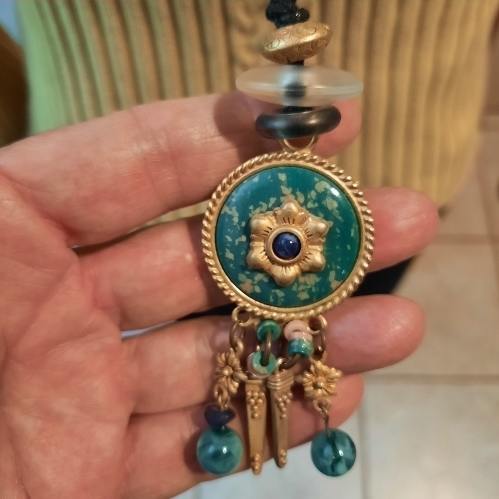 Gorgeous long pendant necklace from The Limited so pretty!